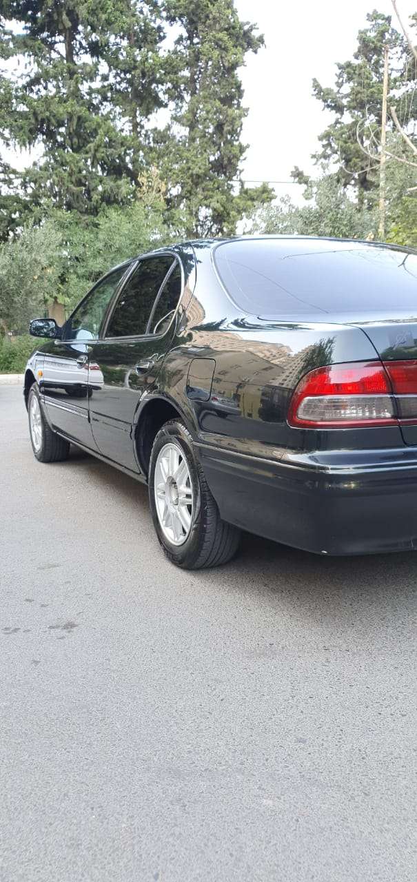 Nissan Maxima, 1998 il, 3.0 L, 350 000 km