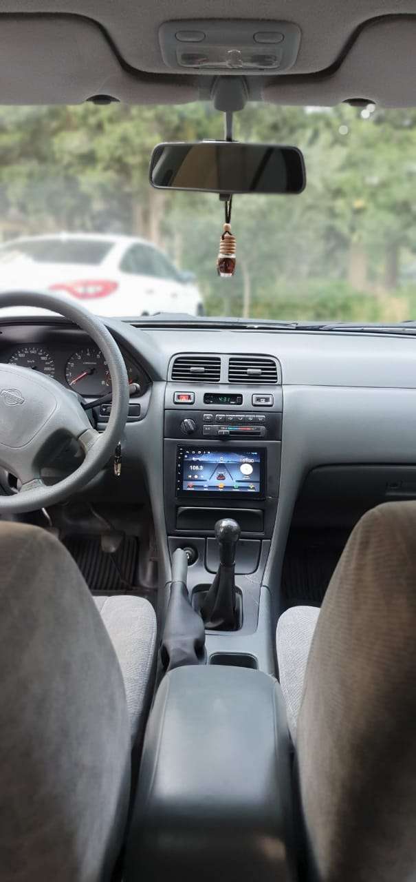 Nissan Maxima, 1998 il, 3.0 L, 350 000 km