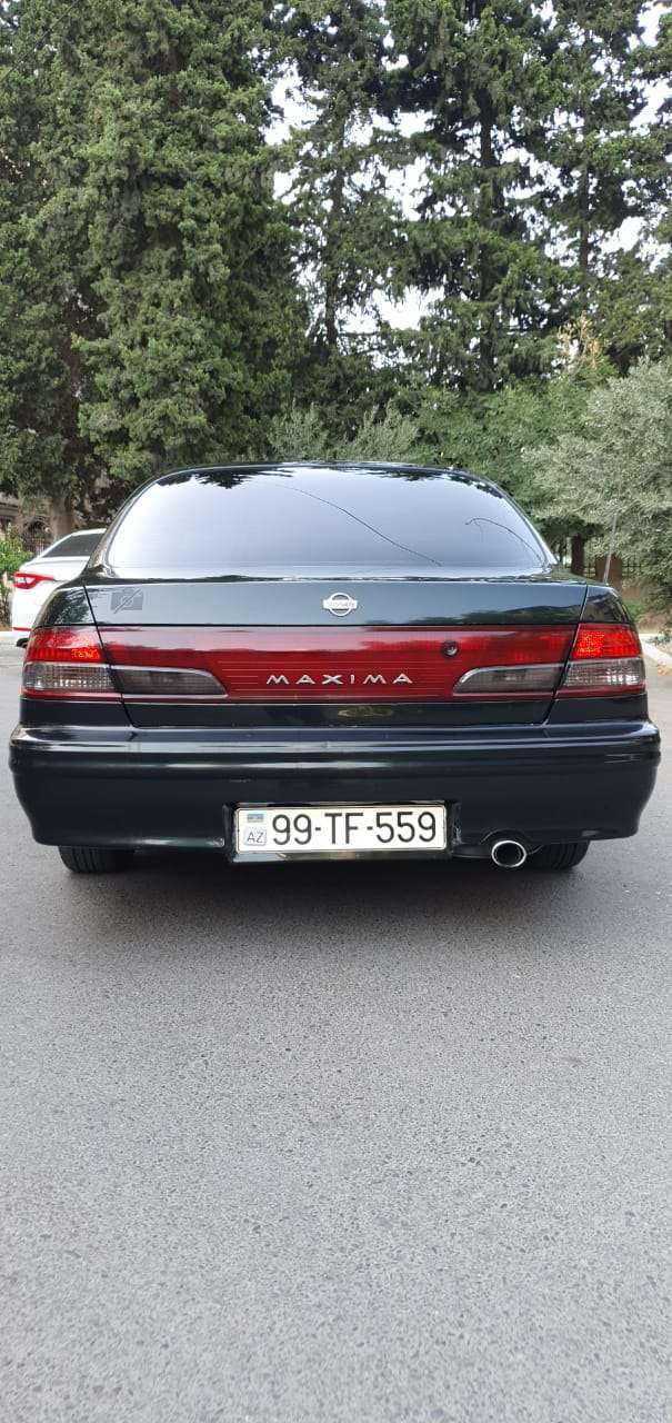 Nissan Maxima, 1998 il, 3.0 L, 350 000 km