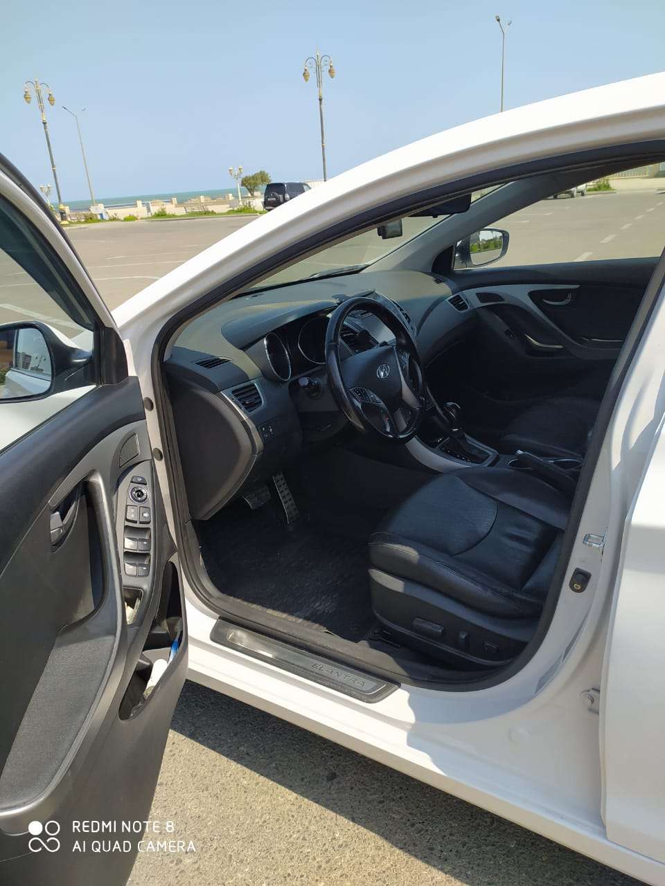 Hyundai Elantra, 2014 il, 1.8 L, 115 000 km