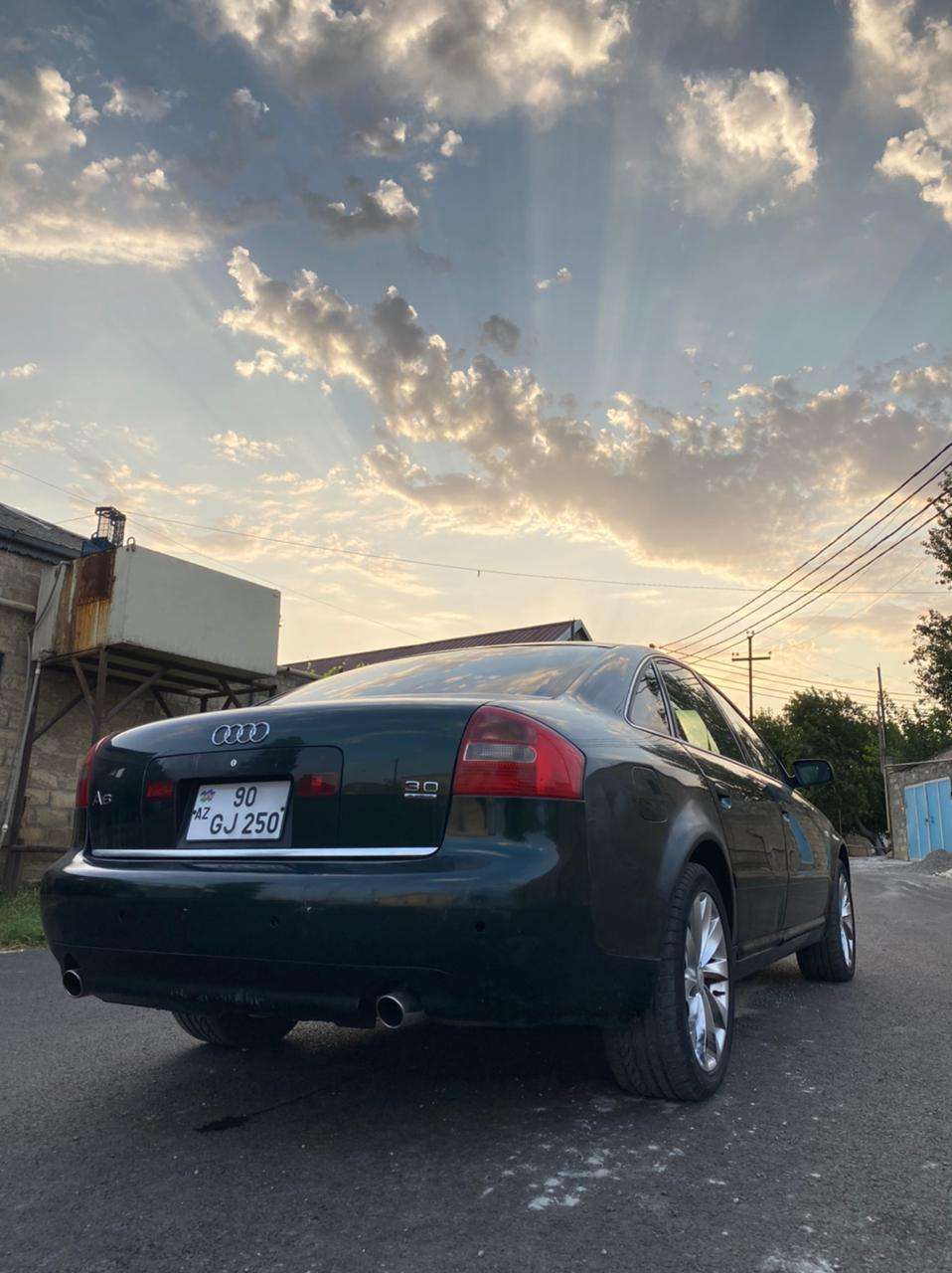 Audi A6, 2002 il, 3.0 L, 370 000 km