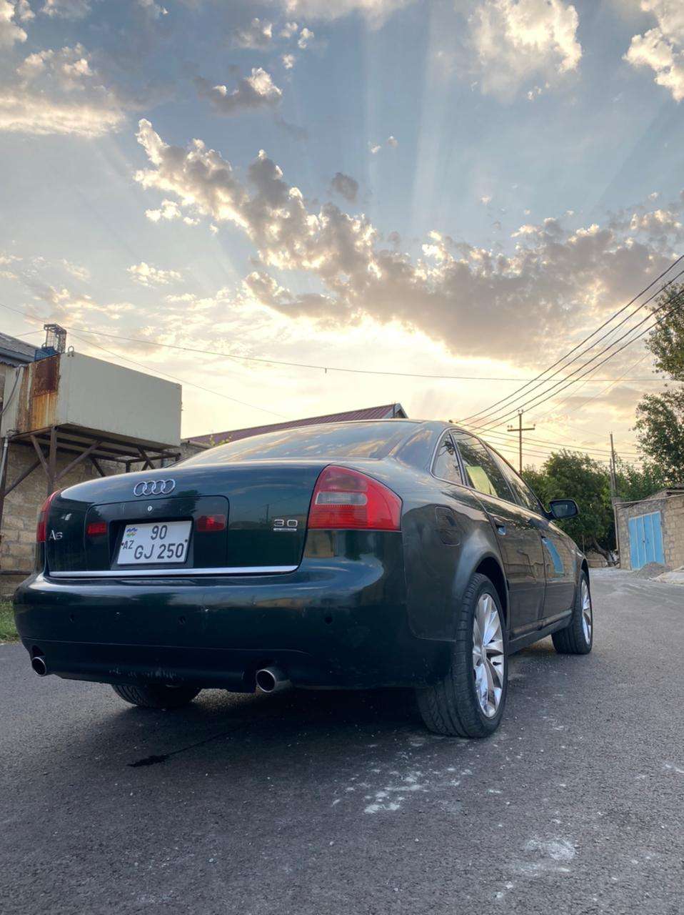 Audi A6, 2002 il, 3.0 L, 370 000 km