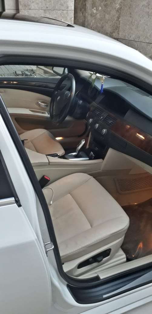 BMW 530, 2009 il, 3.0 L, 220 000 km