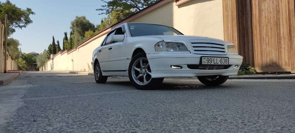 Mercedes C 180, 1994 il, 1.8 L, 270 000 km