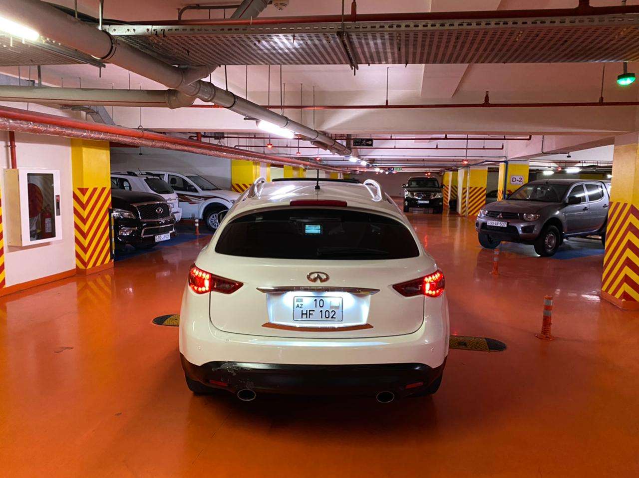 Infiniti FX35, 2009 il, 3.5 L, 25 700 km