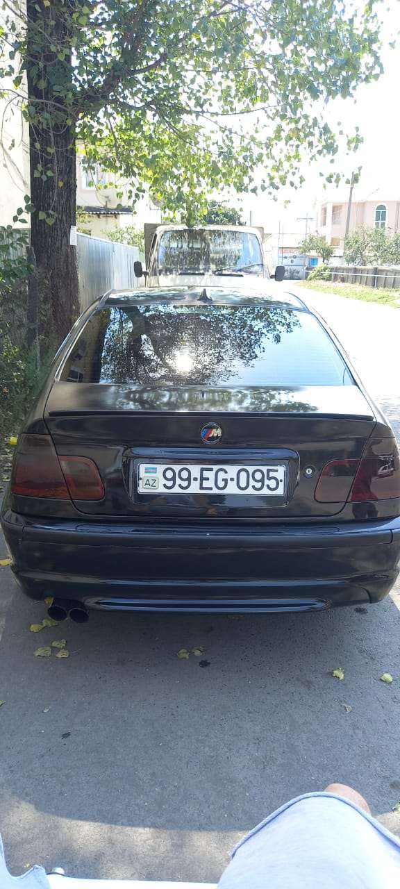 BMW 320, 1998 il, 2.0 L, 323 000 km