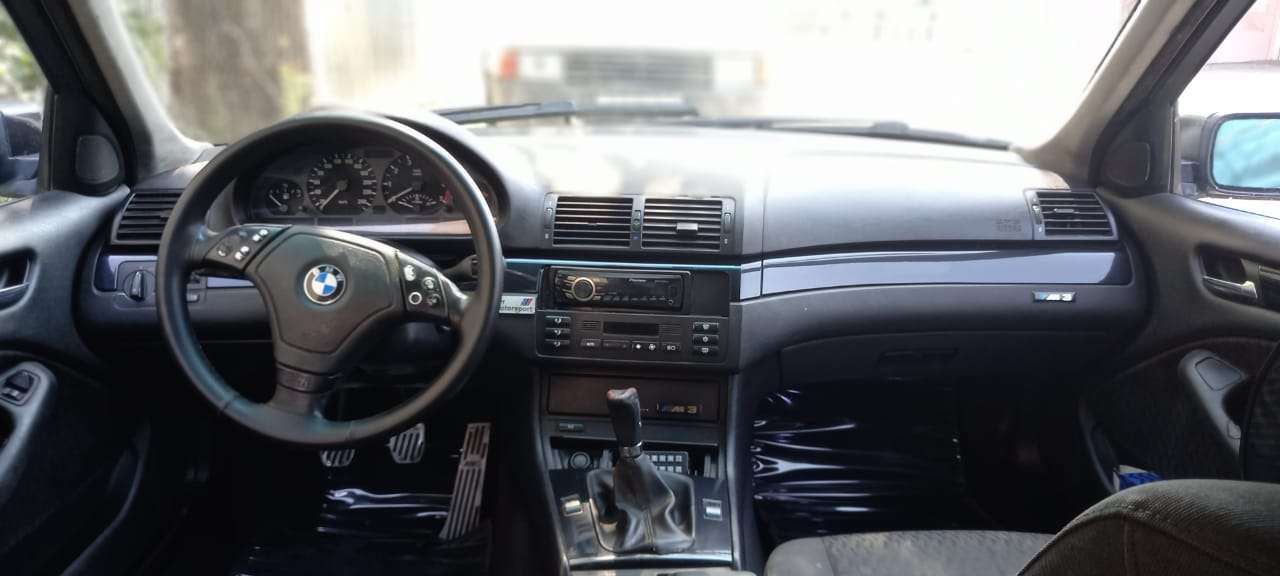BMW 320, 1998 il, 2.0 L, 323 000 km