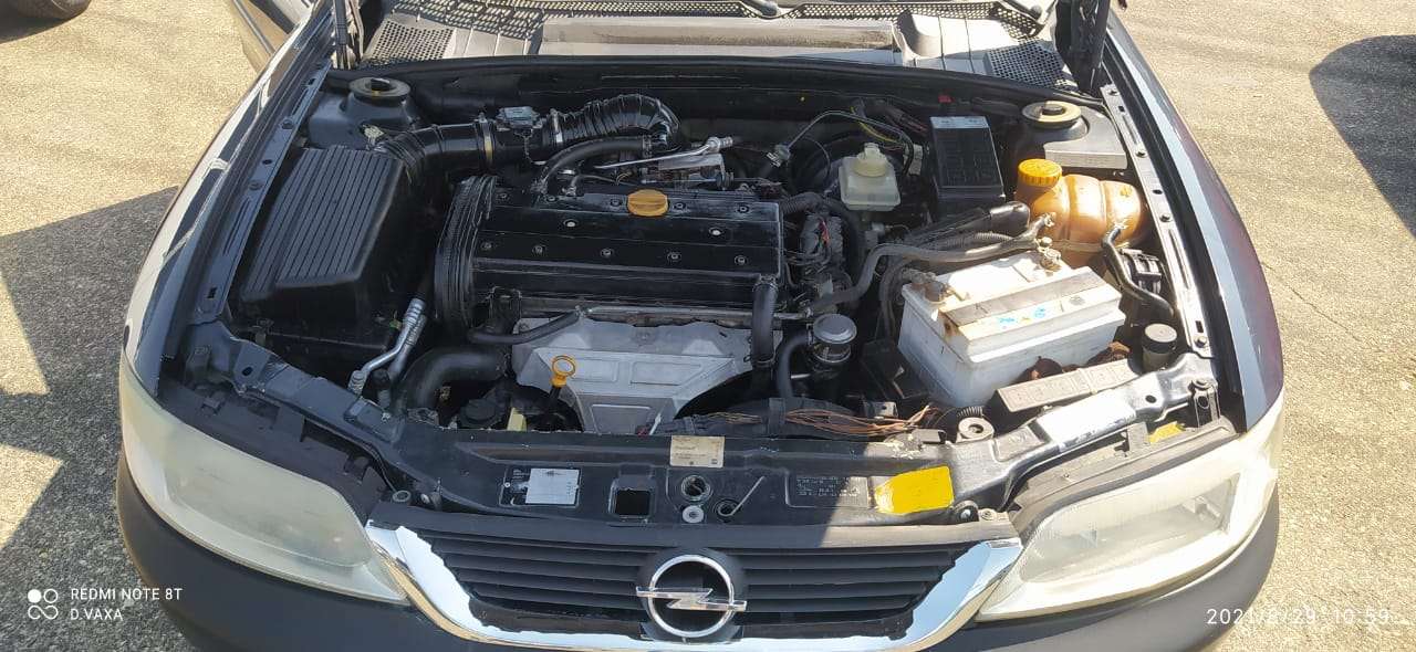Opel Vectra, 1997 il, 2.0 L, 450 000 km
