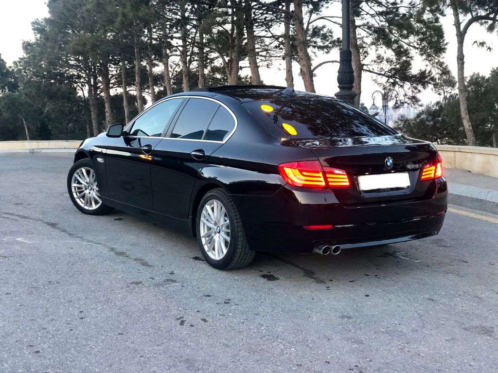 BMW 528, 2013 il, 2.0 L, 205 000 km
