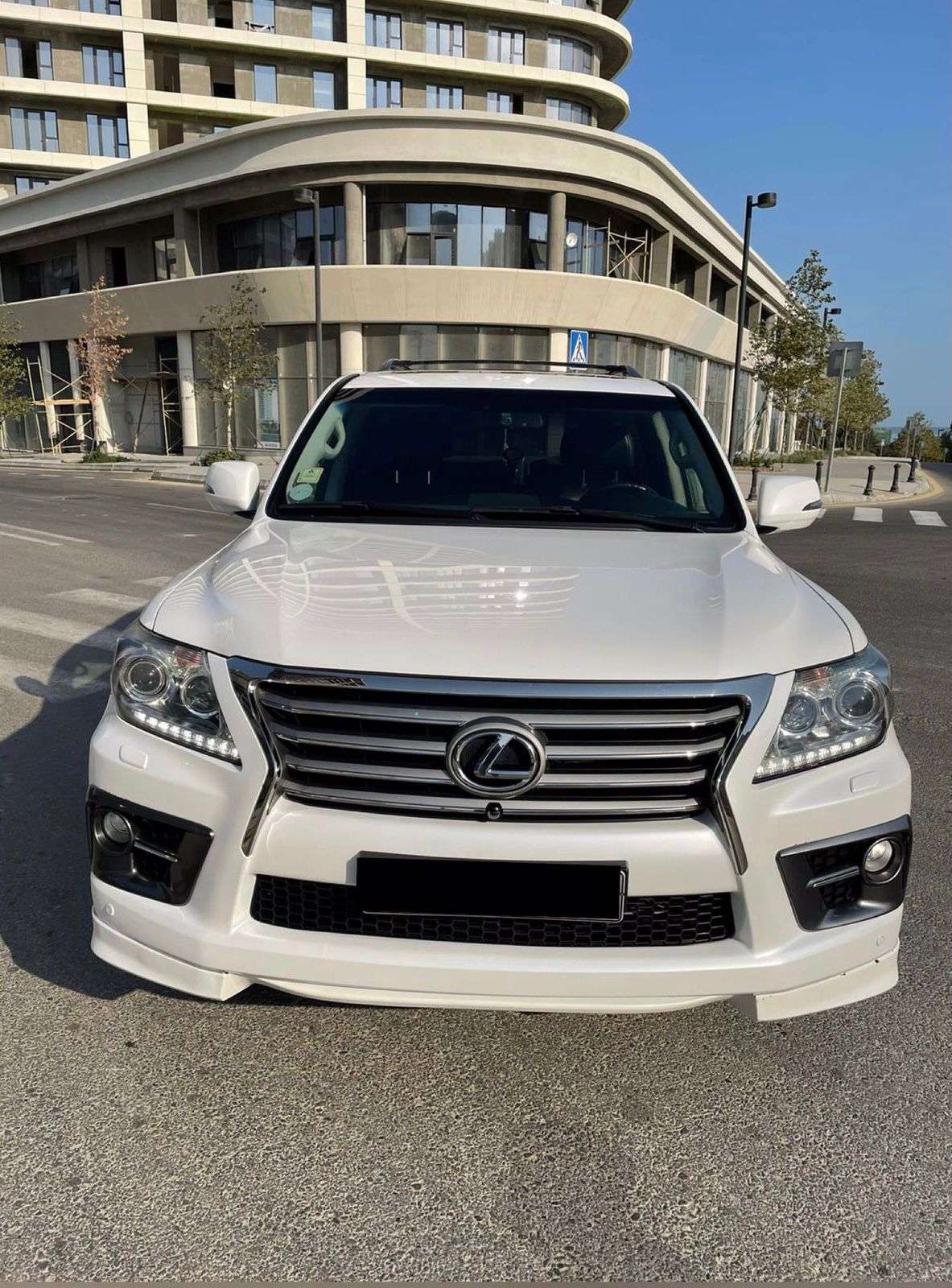 Lexus LX 570, 2012 il, 5.7 L, 136 000 km