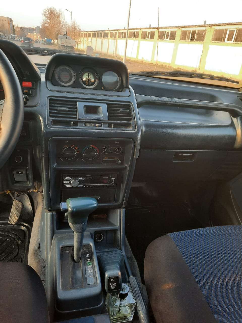 Mitsubishi Pajero, 1992 il, 2.5 L, 275 000 km