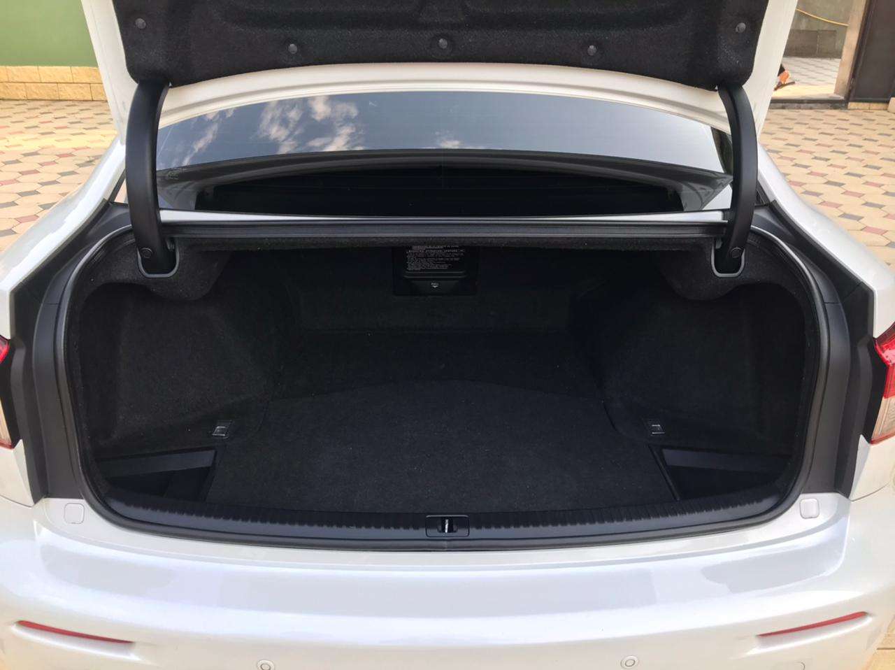 Lexus IS 200, 2012 il, 5.0 L, 57 339 km