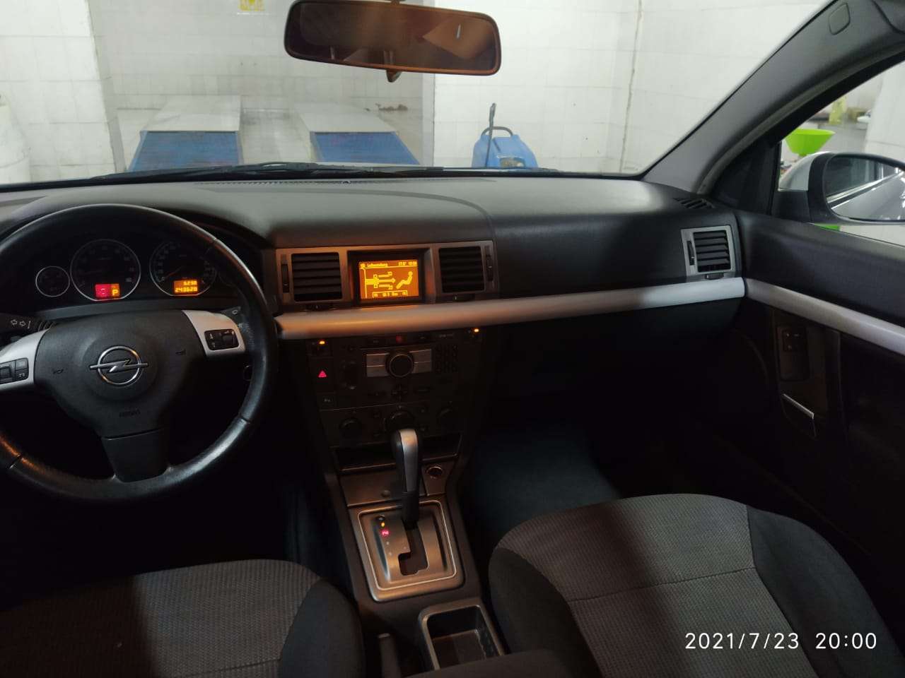 Opel Vectra, 2005 il, 2.2 L, 248 000 km