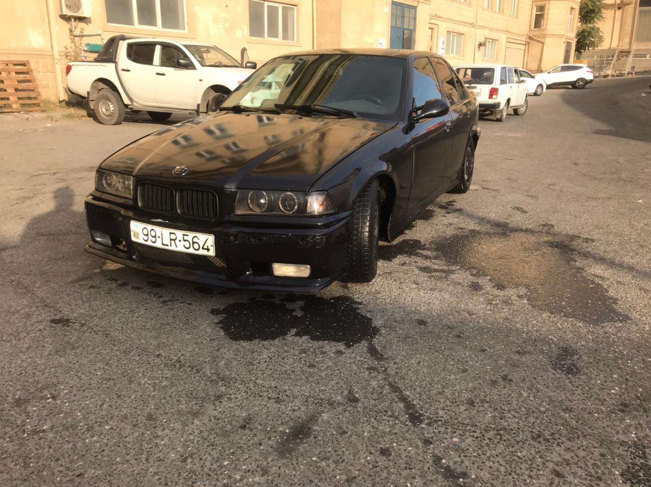 BMW 318, 1997 il, 1.8 L, 455 000 km