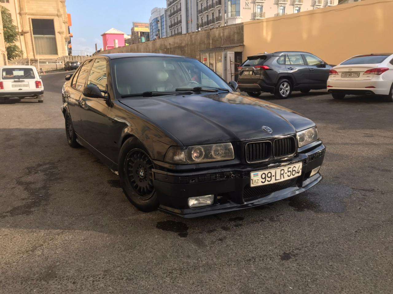 BMW 318, 1997 il, 1.8 L, 455 000 km