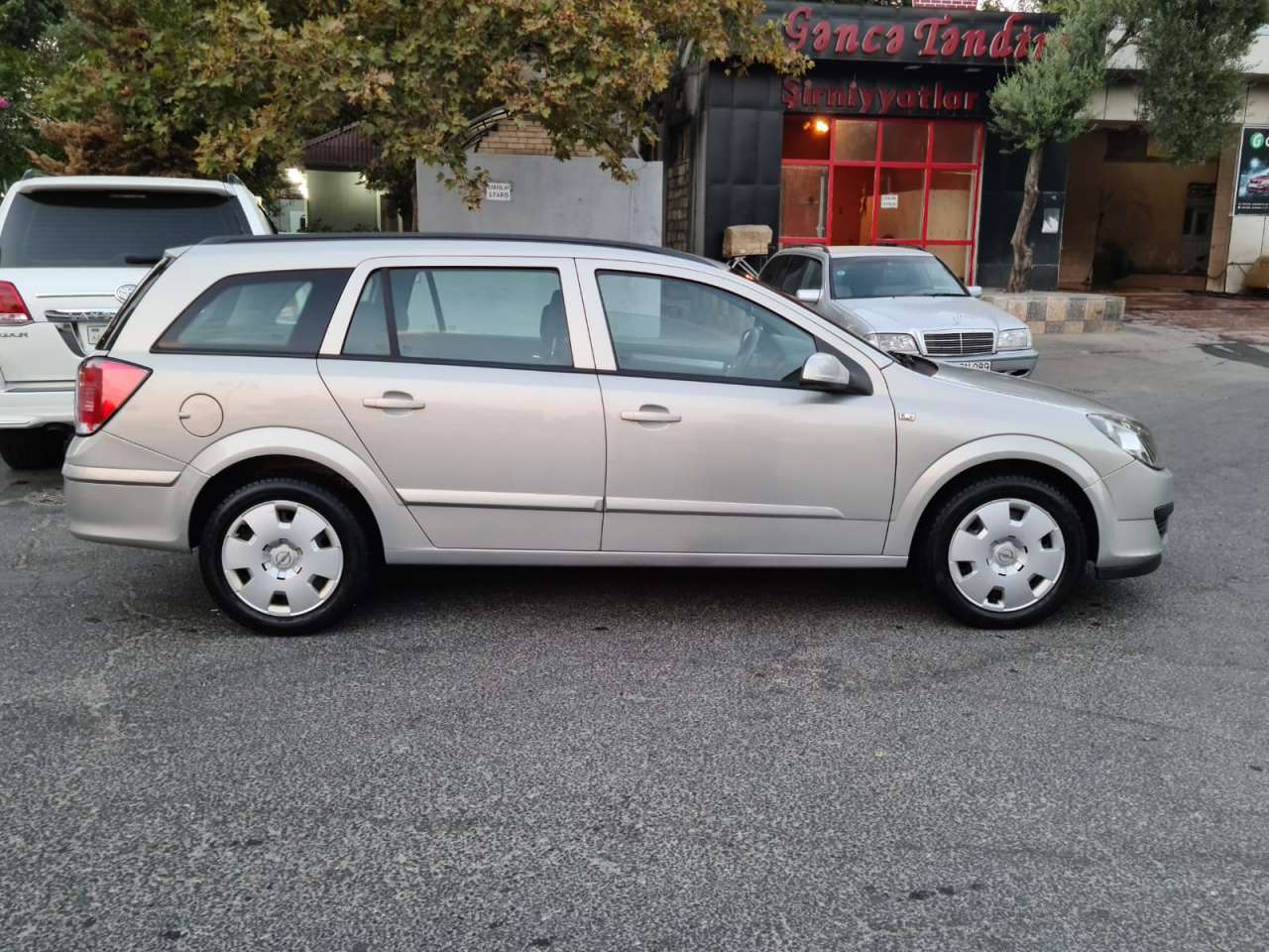 Opel Astra, 2006 il, 1.3 L, 252 300 km