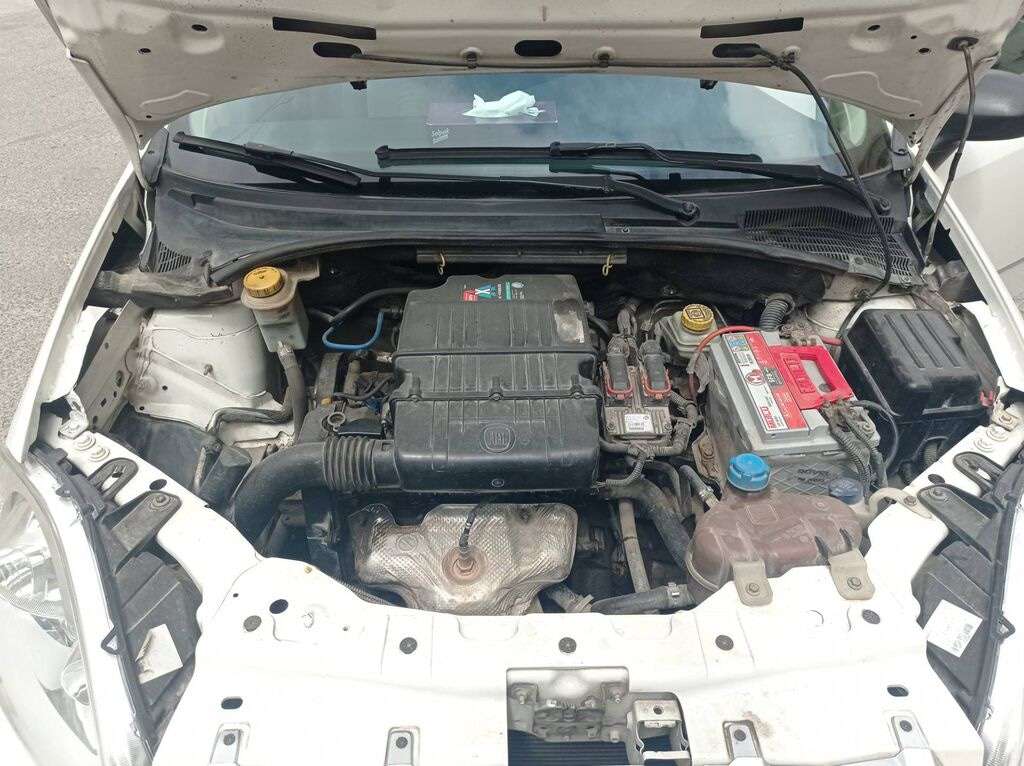 Fiat Linea, 2008 il, 1.4 L, 180 000 km