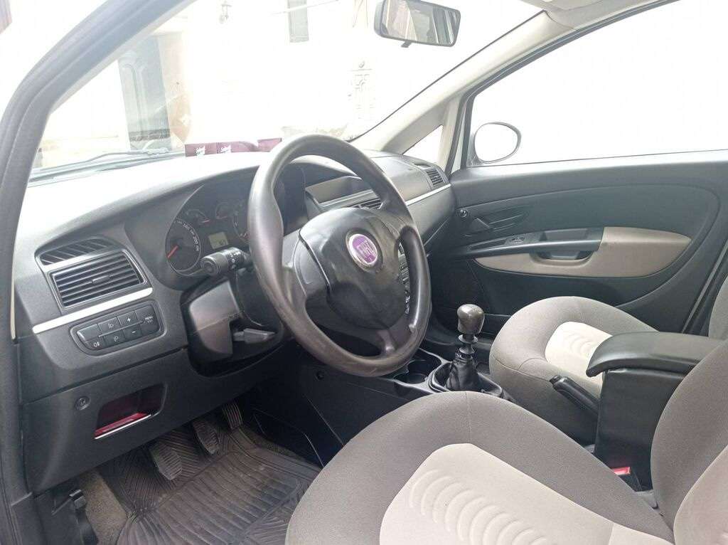 Fiat Linea, 2008 il, 1.4 L, 180 000 km