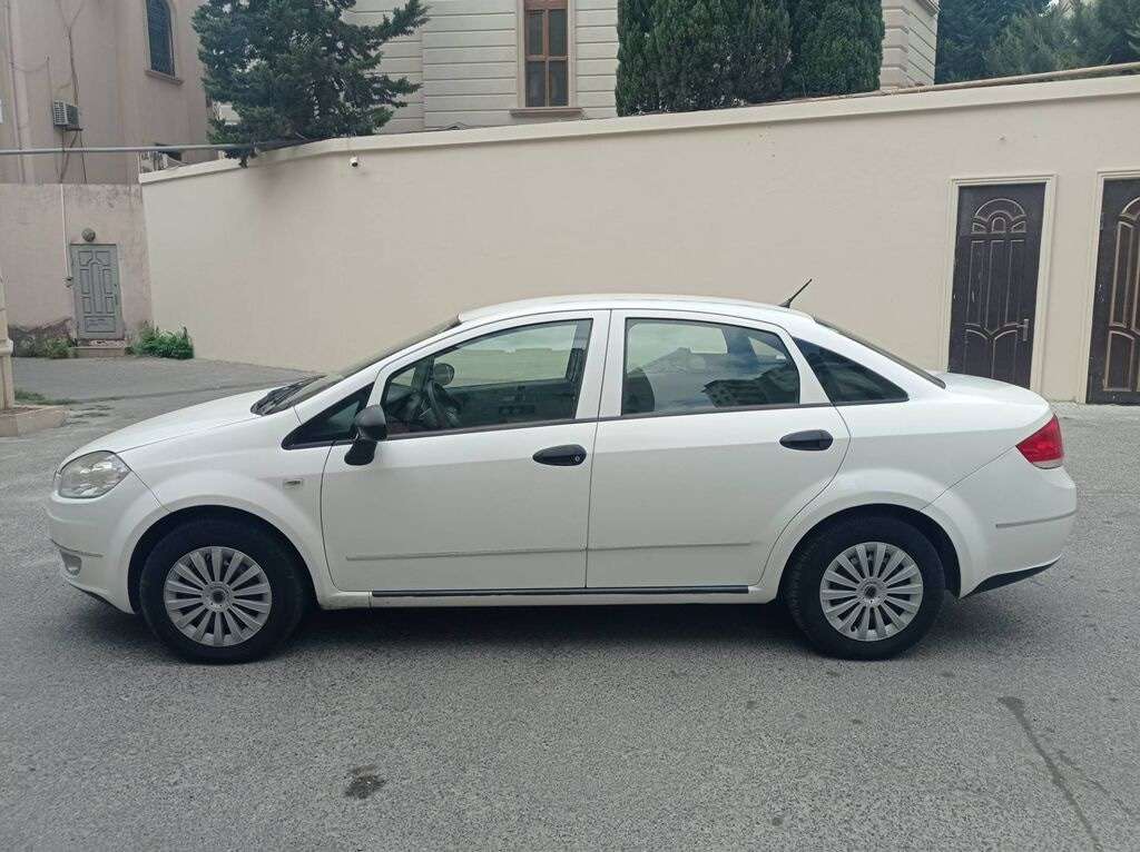 Fiat Linea, 2008 il, 1.4 L, 180 000 km