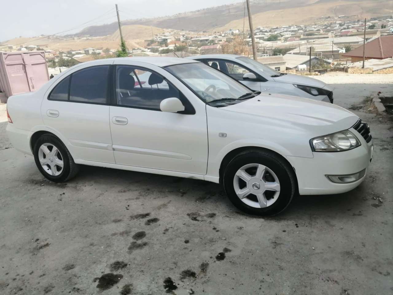 Nissan Sunny, 2008 il, 1.6 L, 259 000 km