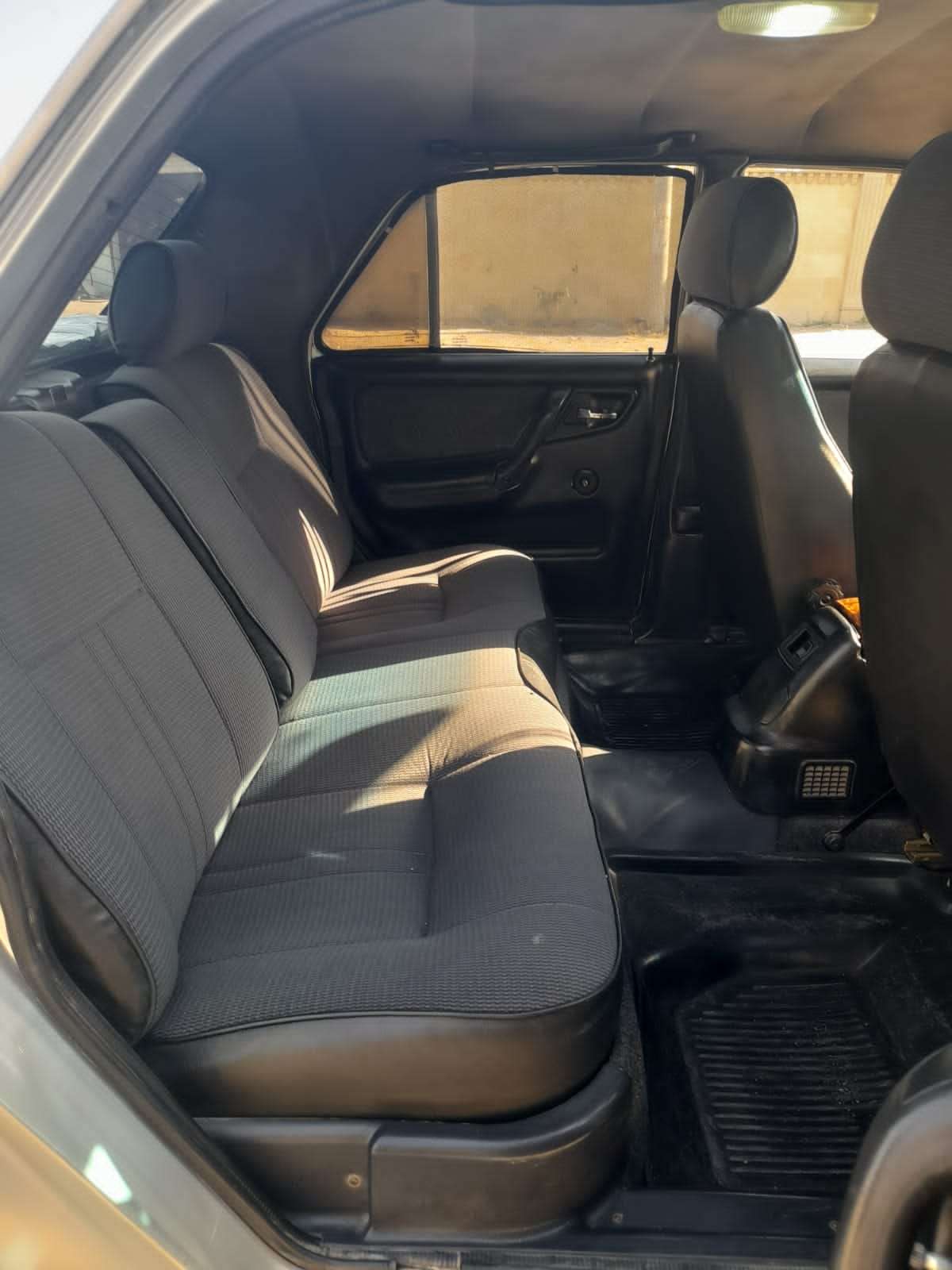 GAZ 31105, 2004 il, 2.3 L, 31 595 km