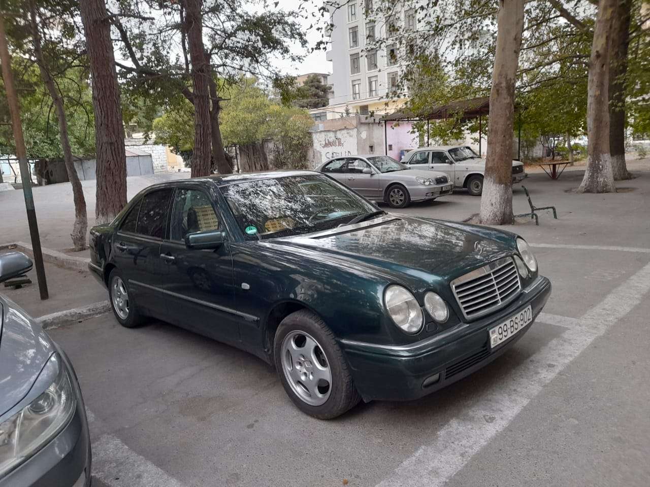 Mercedes E 200, 1998 il, 2.0 L, 250 000 km