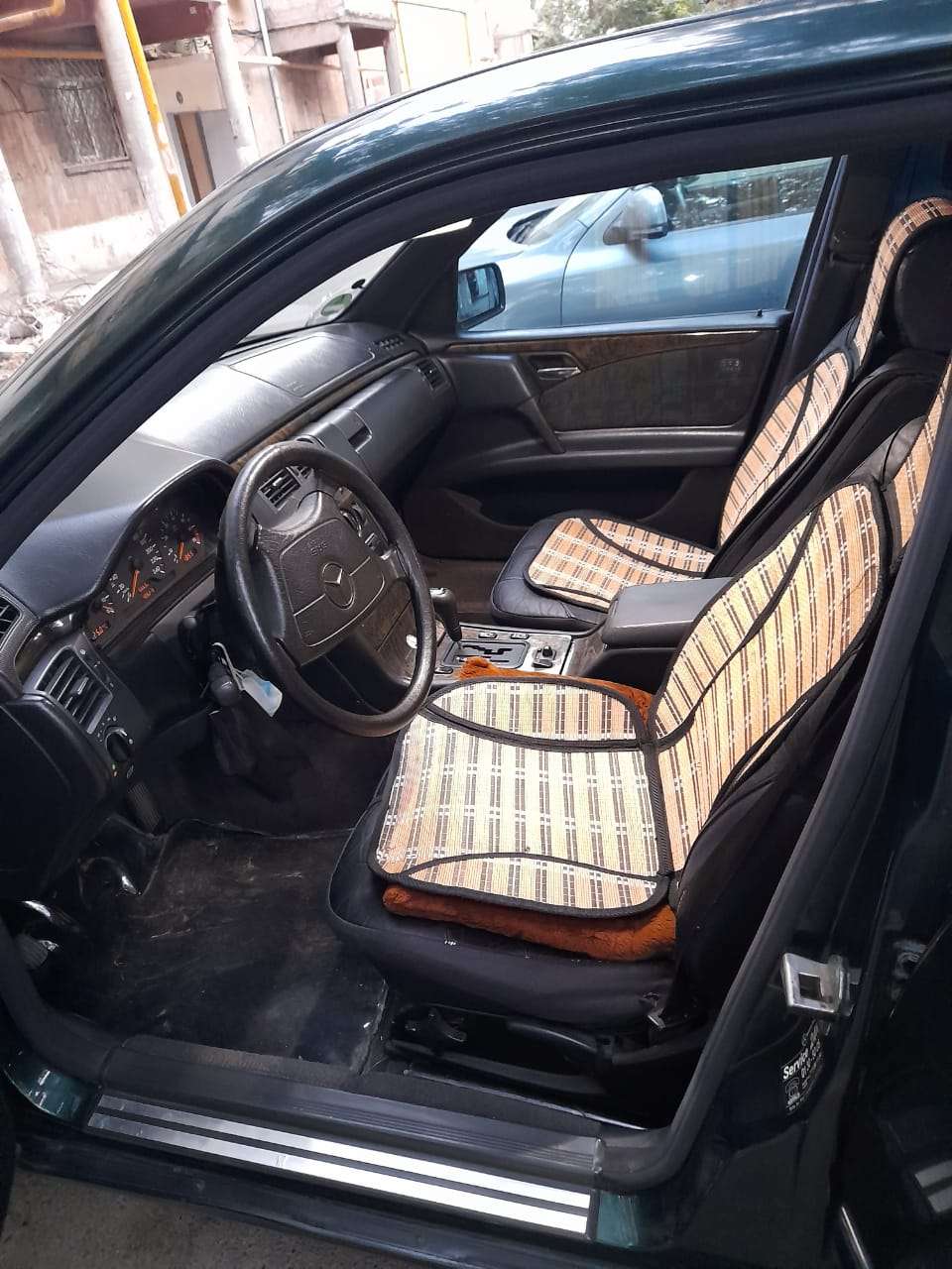 Mercedes E 200, 1998 il, 2.0 L, 250 000 km