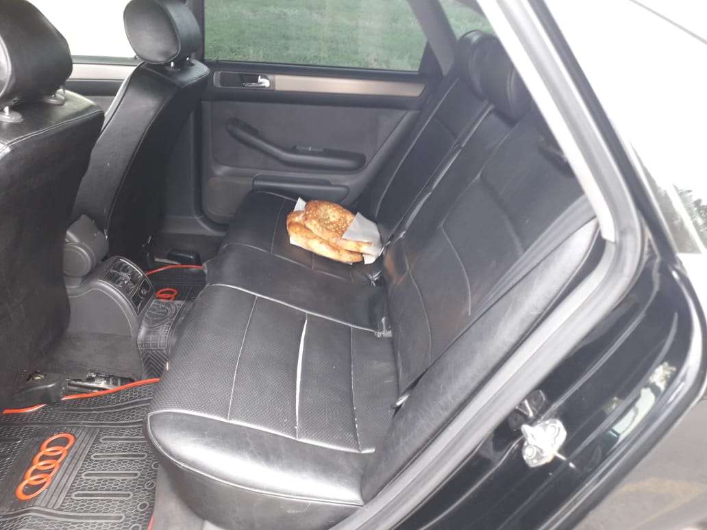 Audi A6, 1999 il, 2.4 L, 225 000 km