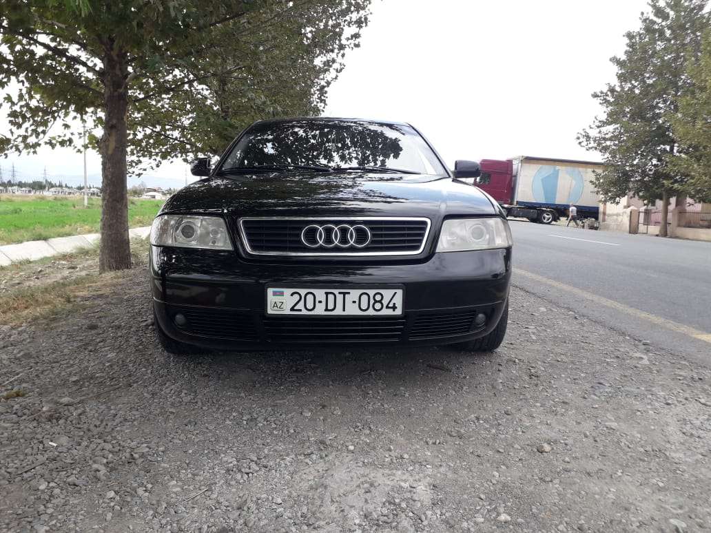 Audi A6, 1999 il, 2.4 L, 225 000 km