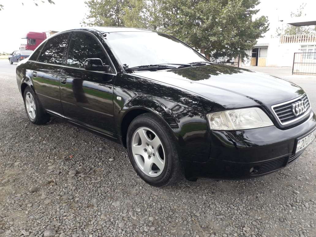 Audi A6, 1999 il, 2.4 L, 225 000 km