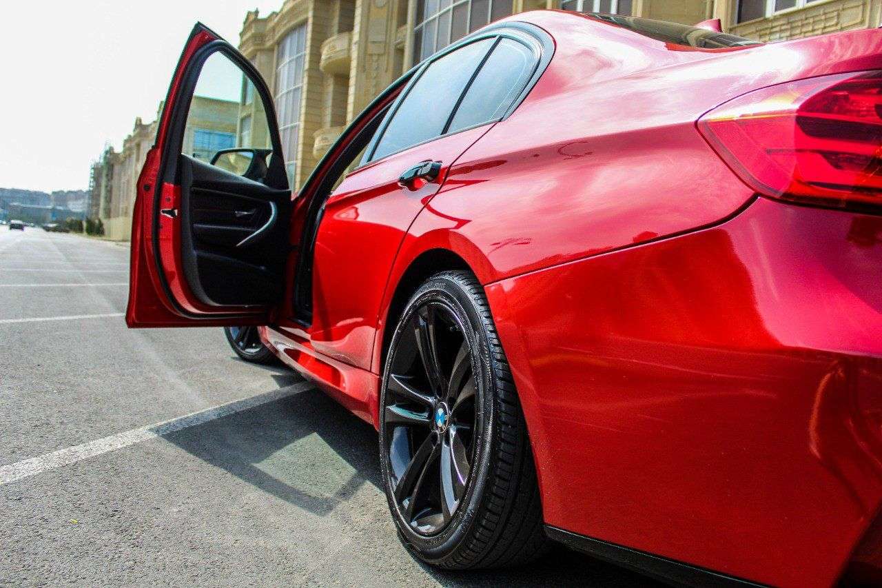 BMW 328, 2013 il, 2.0 L, 168 000 km