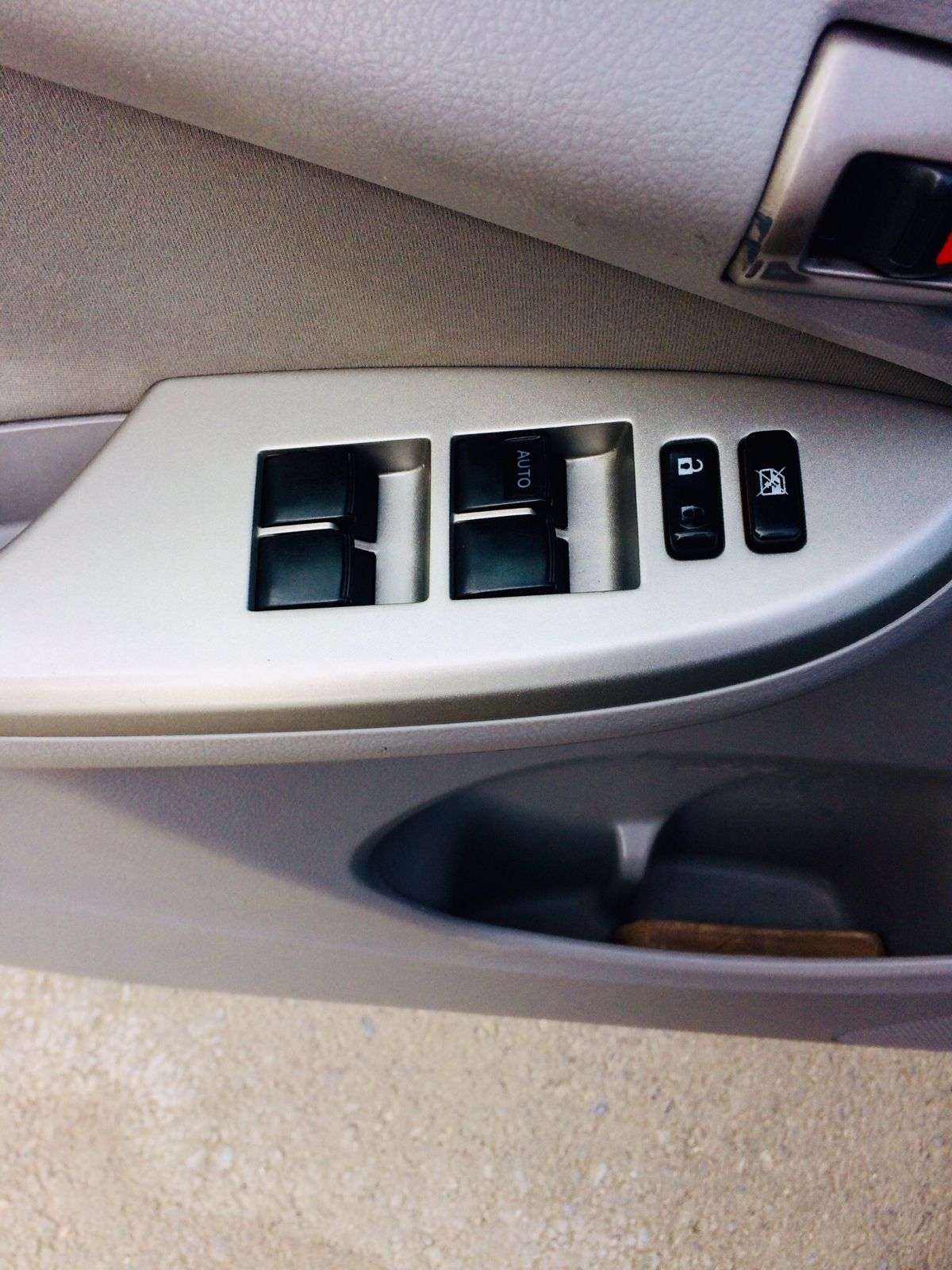 Toyota Corolla, 2011 il, 1.8 L, 206 000 km