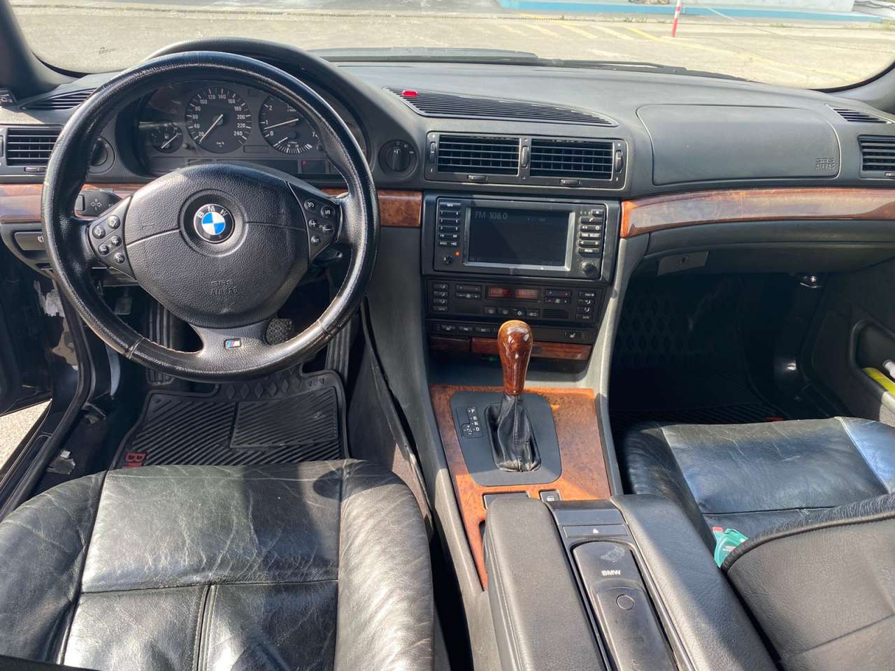 BMW 740, 2001 il, 4.0 L, 350 000 km