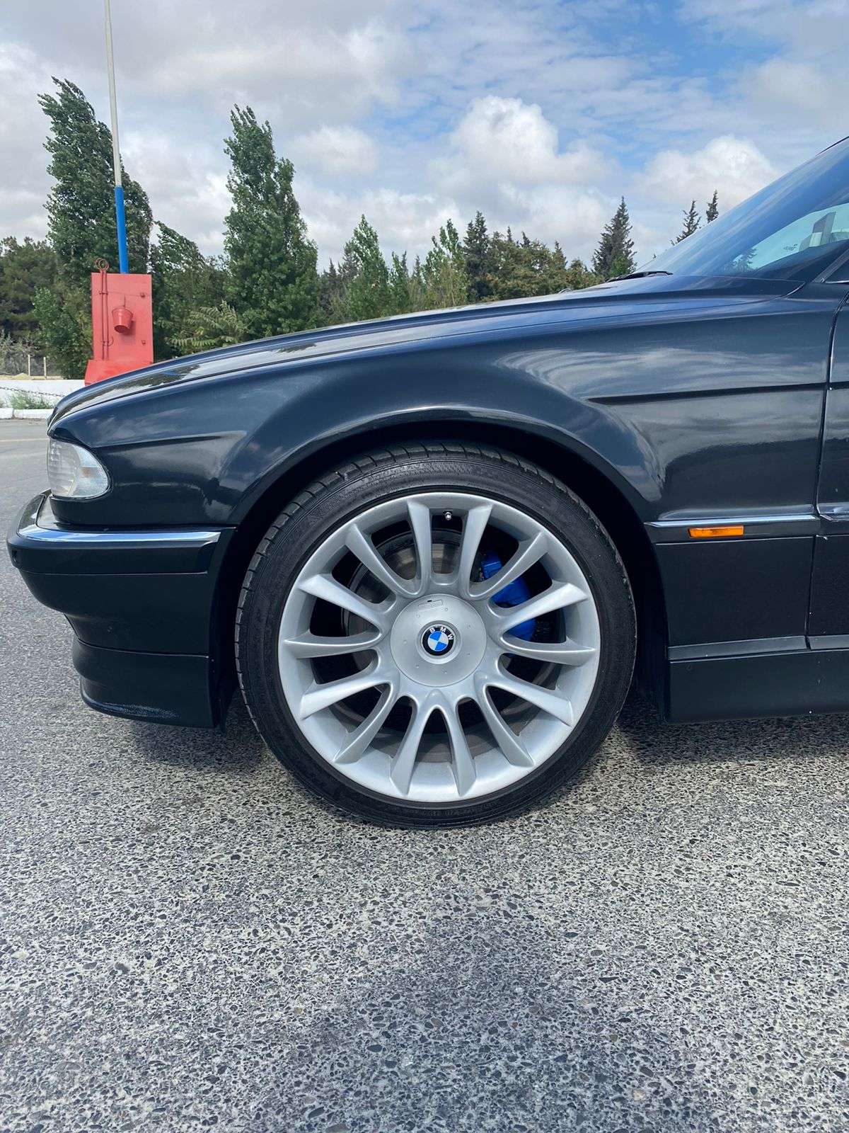 BMW 740, 2001 il, 4.0 L, 350 000 km