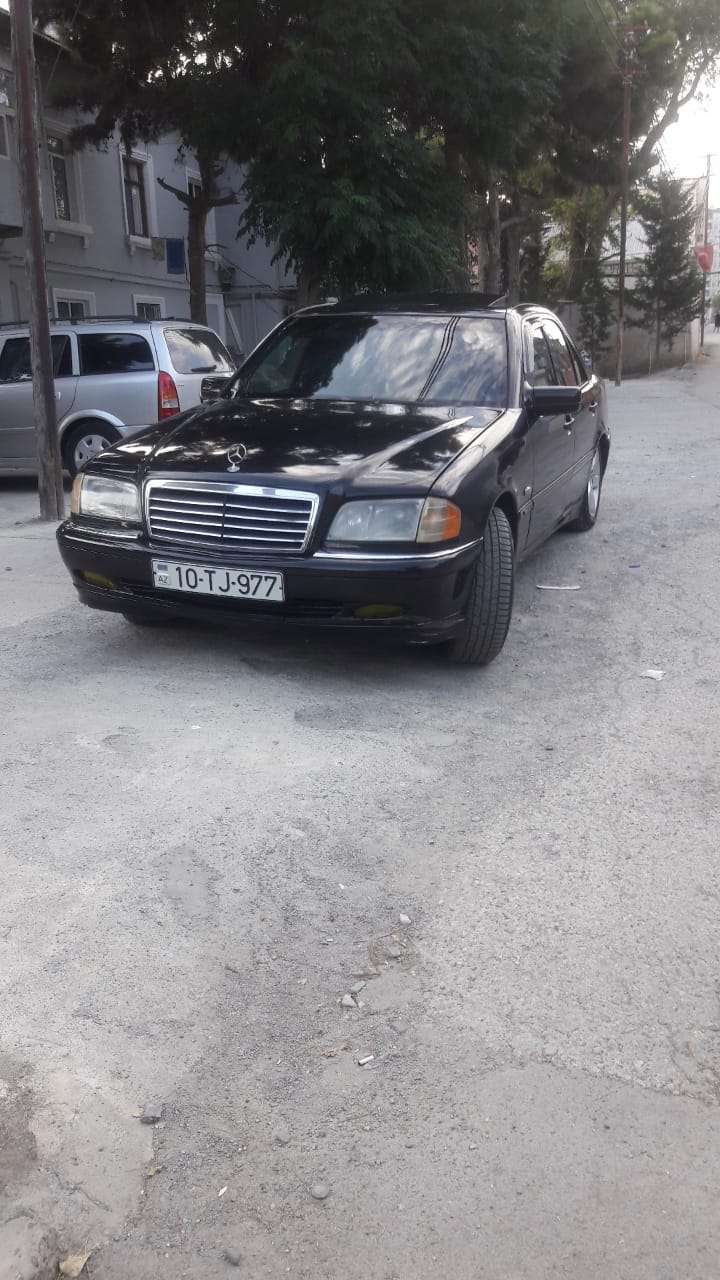 Mercedes C 220, 1998 il, 2.2 L, 400 000 km
