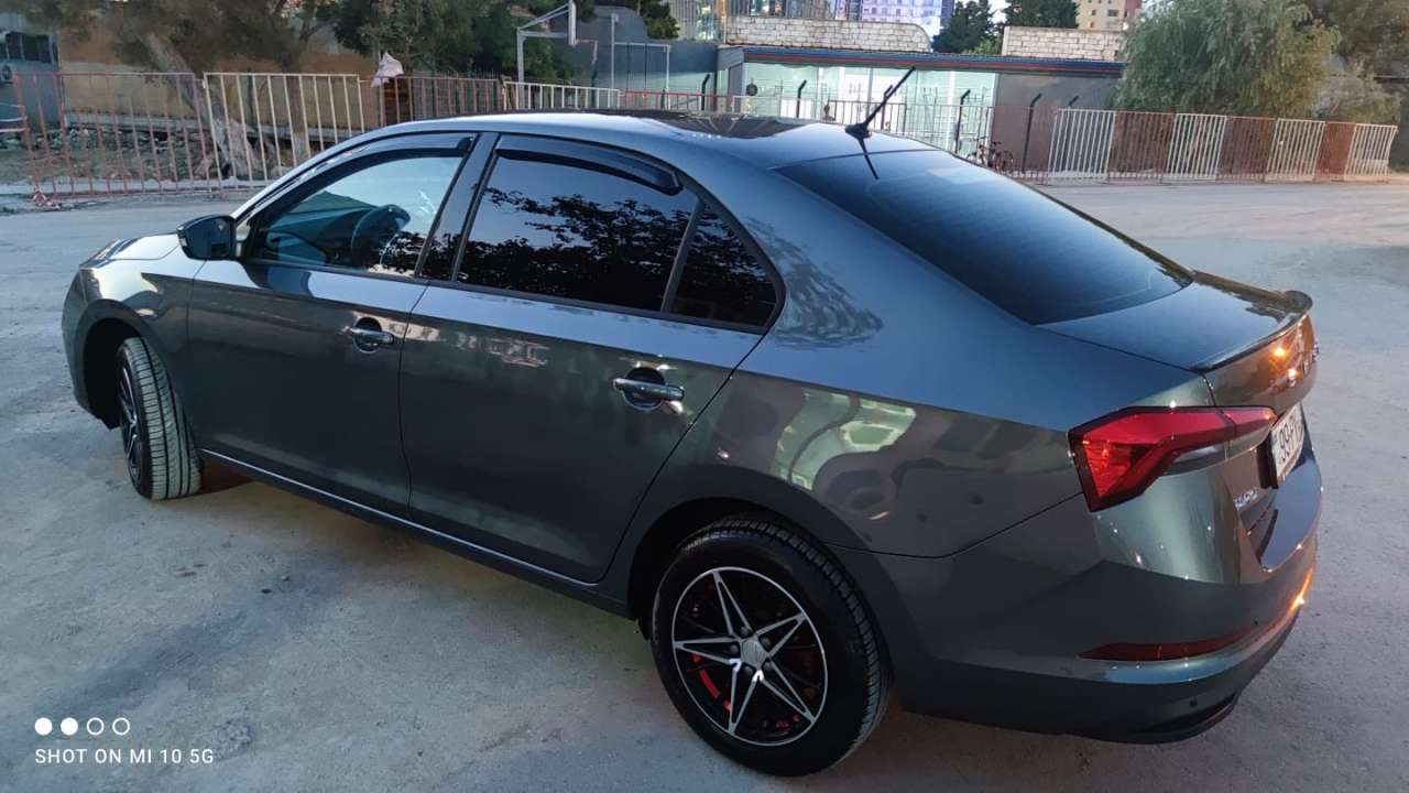 Skoda Rapid, 2021 il, 1.6 L, 16 000 km