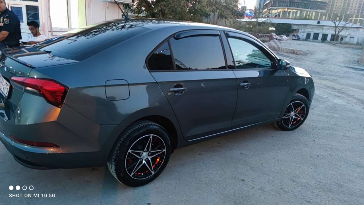 Skoda Rapid, 2021 il, 1.6 L, 16 000 km