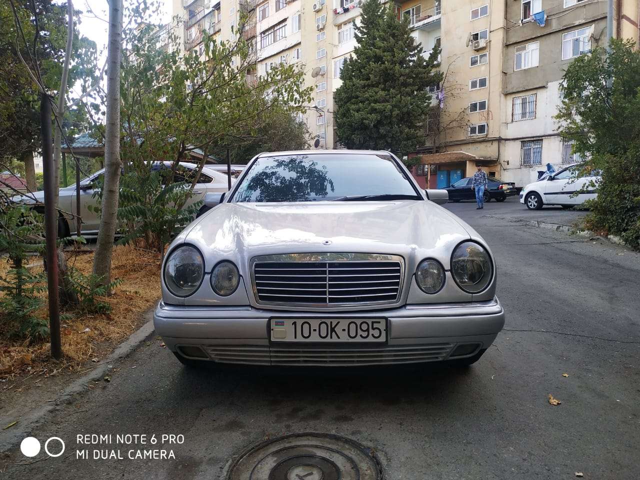 Mercedes E 300, 1998 il, 3.0 L, 381 000 km