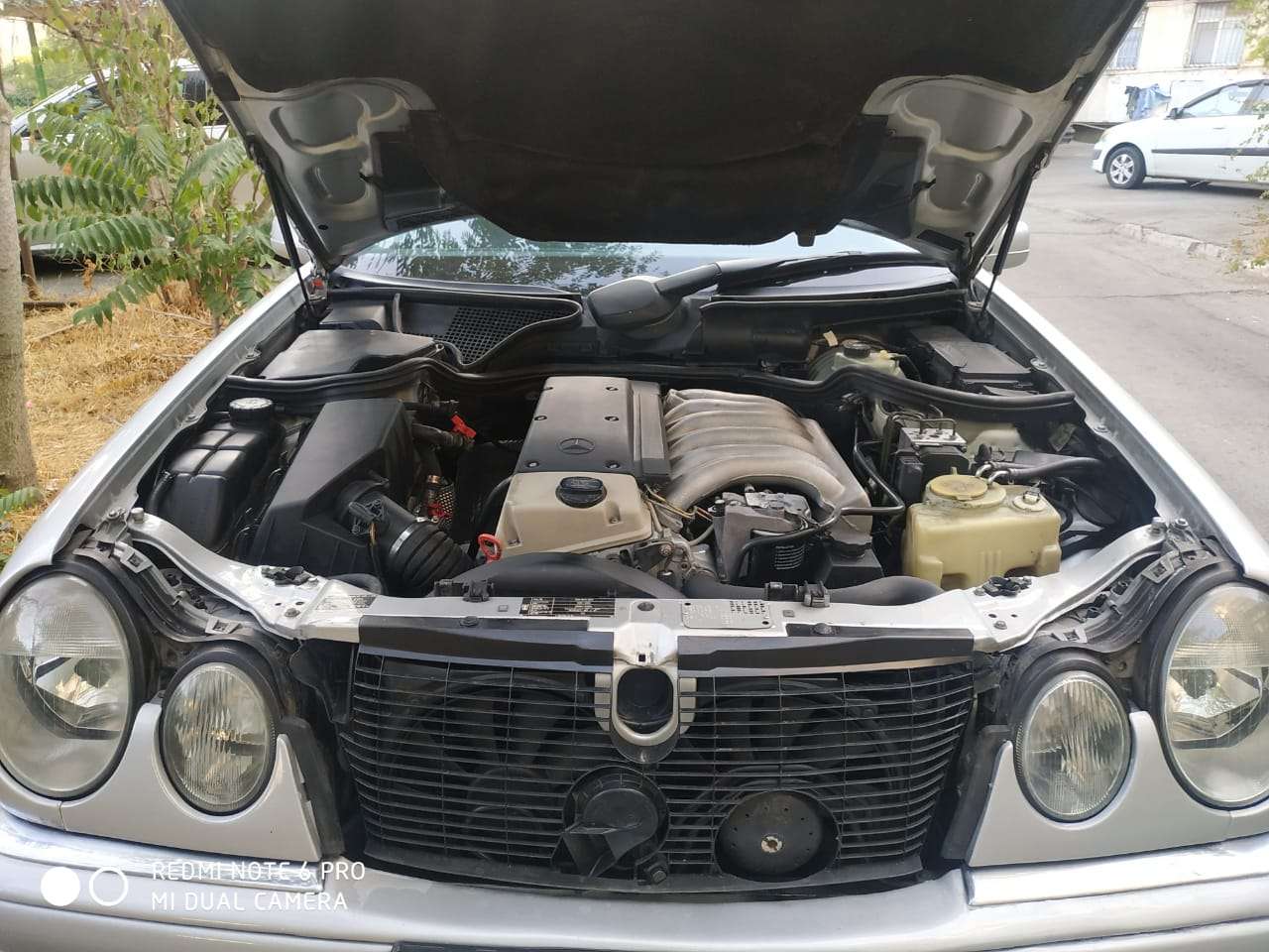 Mercedes E 300, 1998 il, 3.0 L, 381 000 km