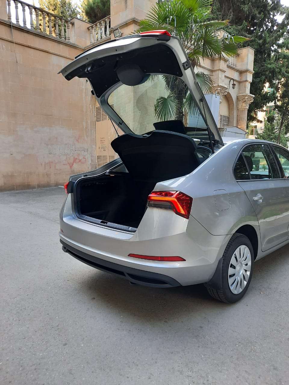 Skoda Rapid, 2021 il, 1.6 L, 12 000 km