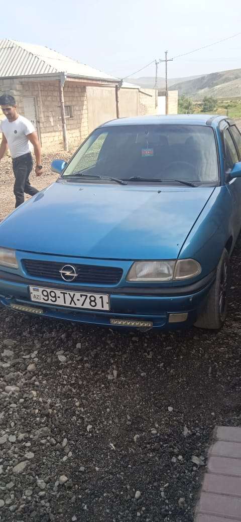 Opel Astra, 1995 il, 0.2 L, 44 454 454 km