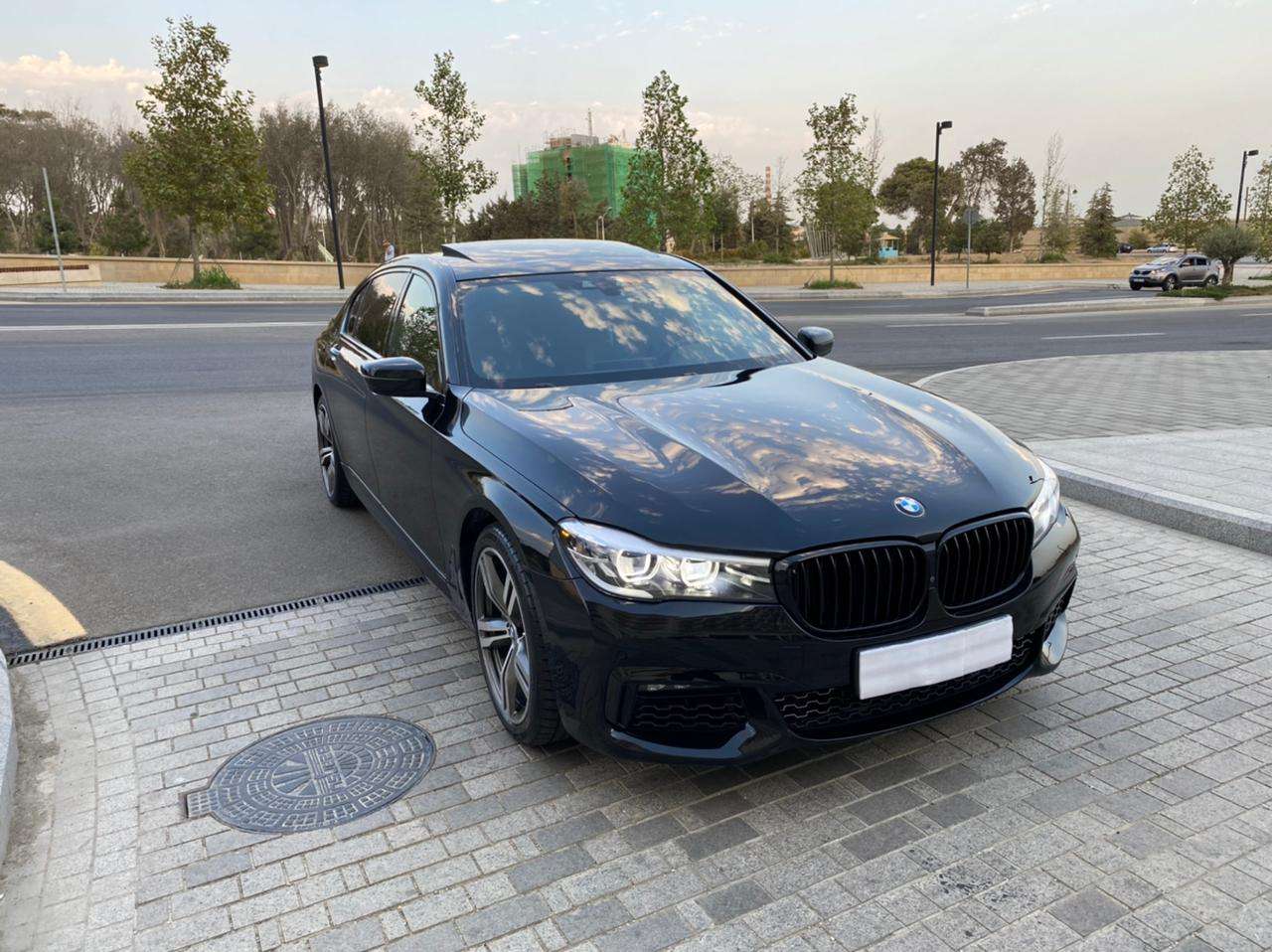BMW 740, 2019 il, 3.0 L, 25 000 km