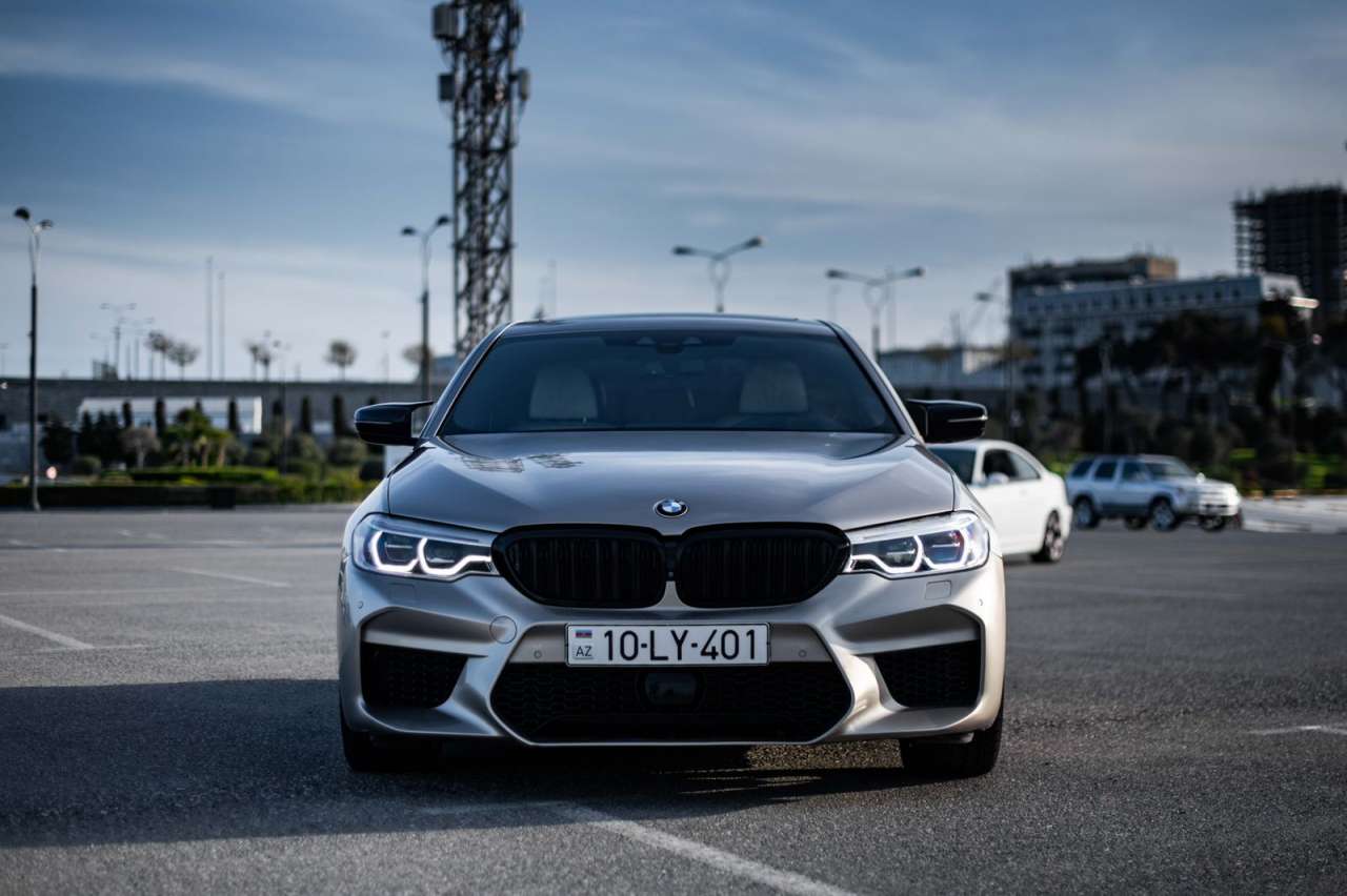 BMW 530, 2017 il, 2.0 L, 30 000 km