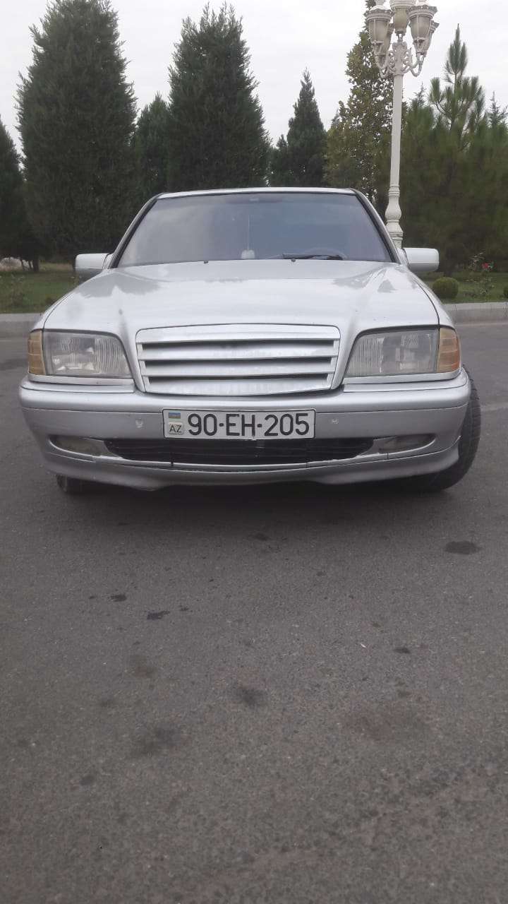 Mercedes C 180, 1995 il, 1.8 L, 425 000 km
