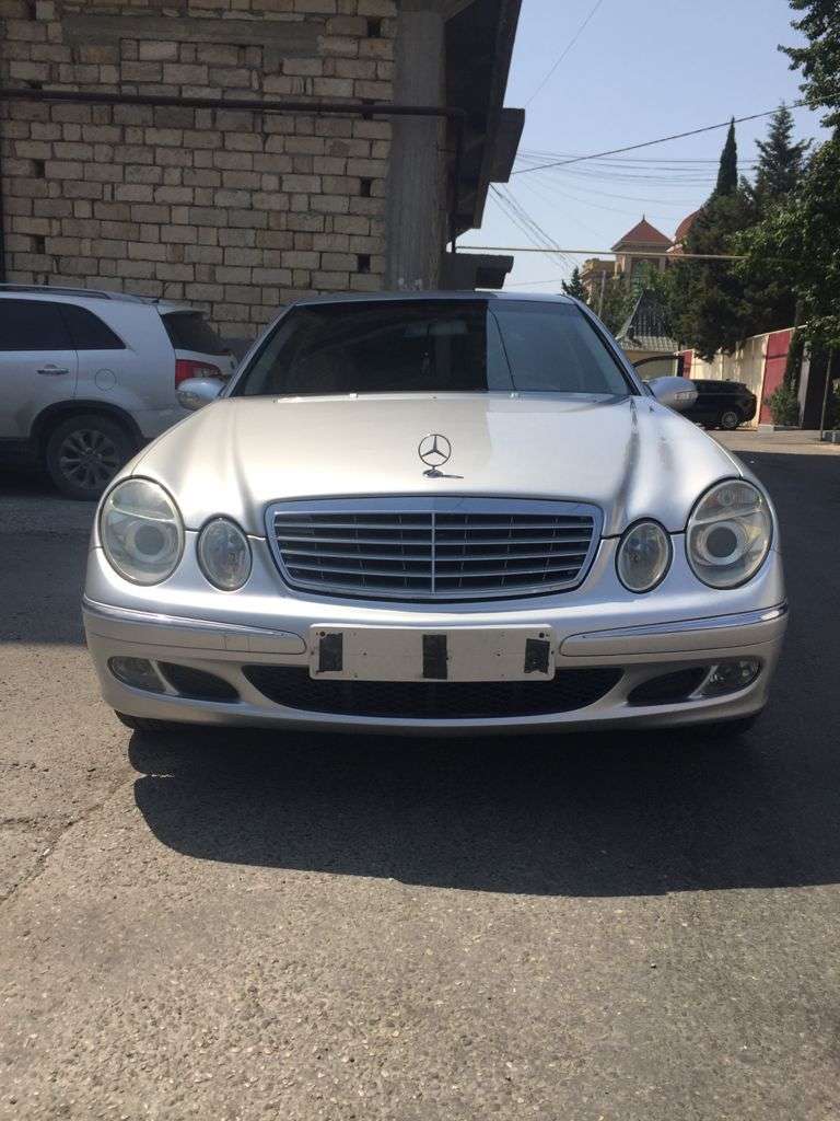 Mercedes E 320, 2003 il, 3.2 L, 325 000 km