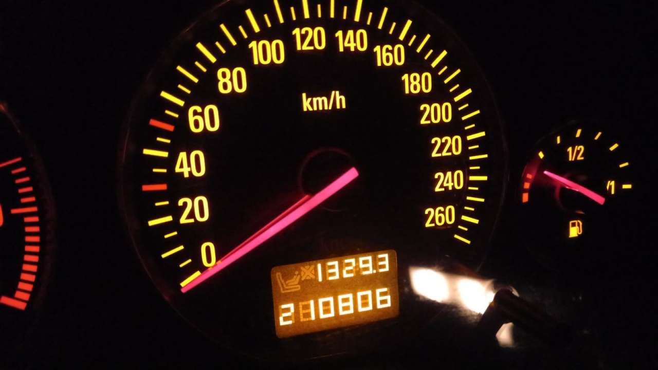 Opel Signum, 2003 il, 2.2 L, 210 000 km