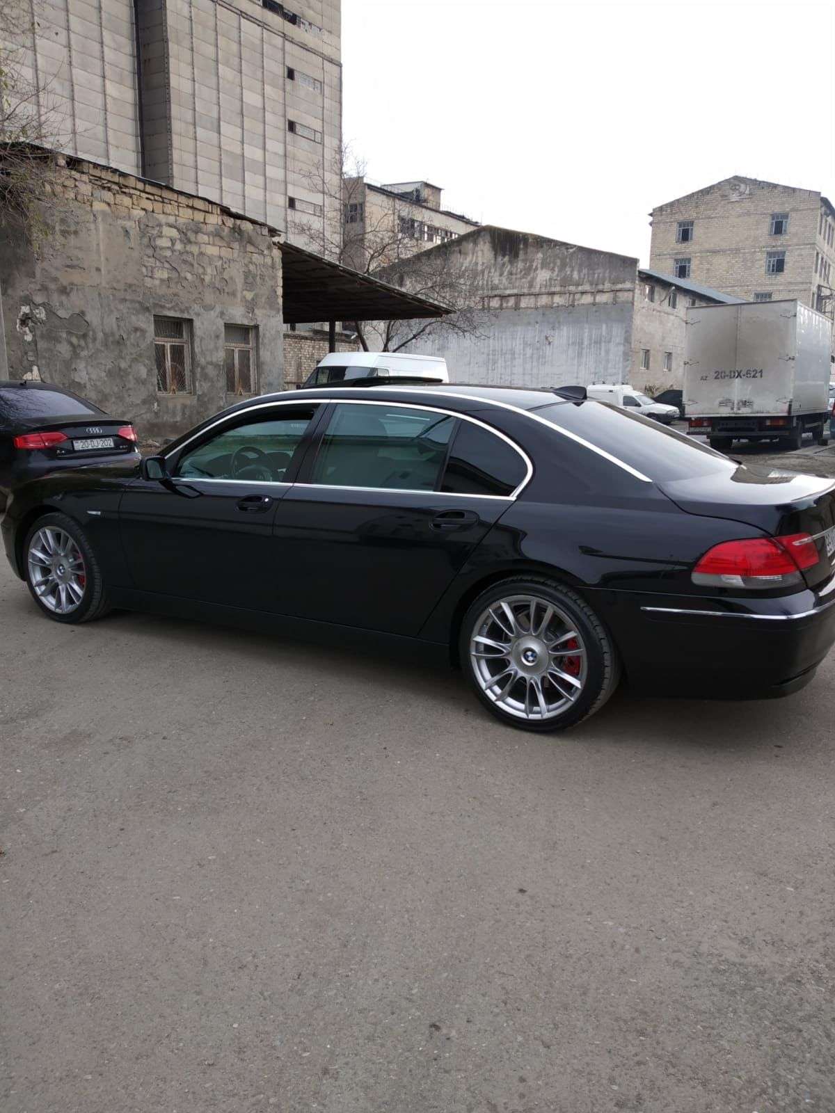 BMW 740, 2005 il, 4.0 L, 193 891 km