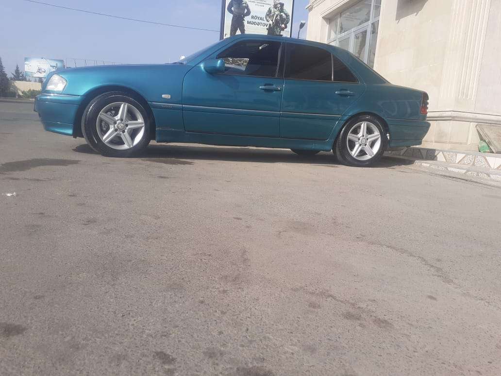 Mercedes C 240, 1998 il, 2.4 L, 352 136 km