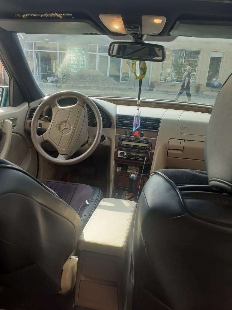 Mercedes C 240, 1998 il, 2.4 L, 352 136 km