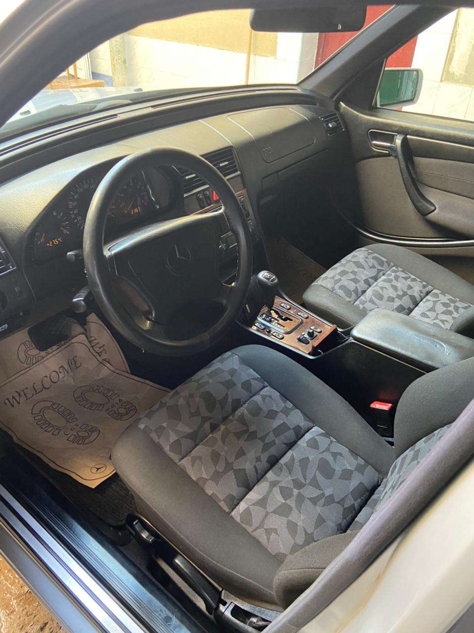 Mercedes C 220, 1998 il, 2.0 L, 236 939 km